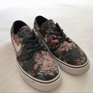 RARE Nike Zoom Stefan Janoski “Digi Floral” 2013